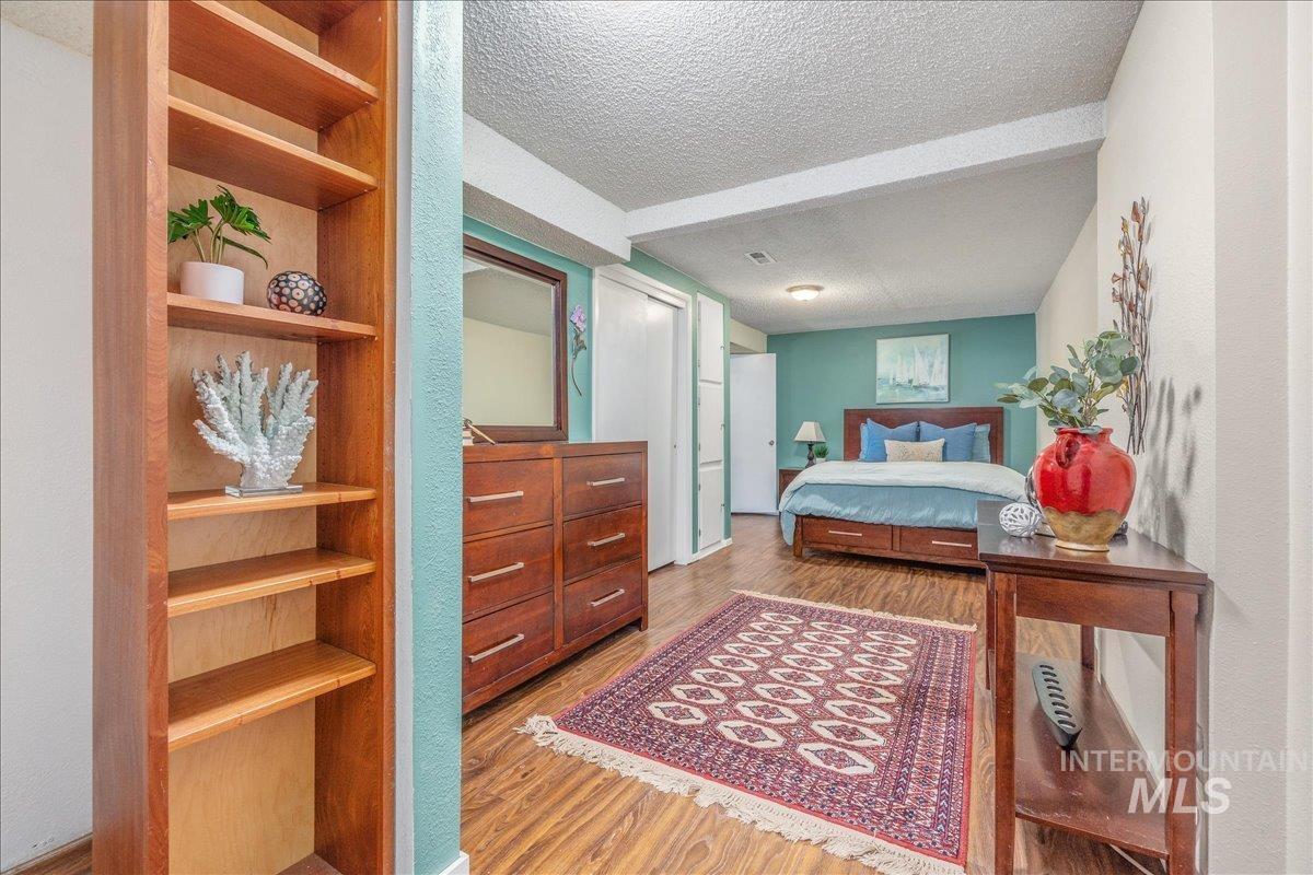 2228 E Roanoke Dr, Boise, Idaho 83712, 3 Bedrooms, 2.5 Bathrooms, Residential Income For Sale, Price $979,999,MLS 98971815