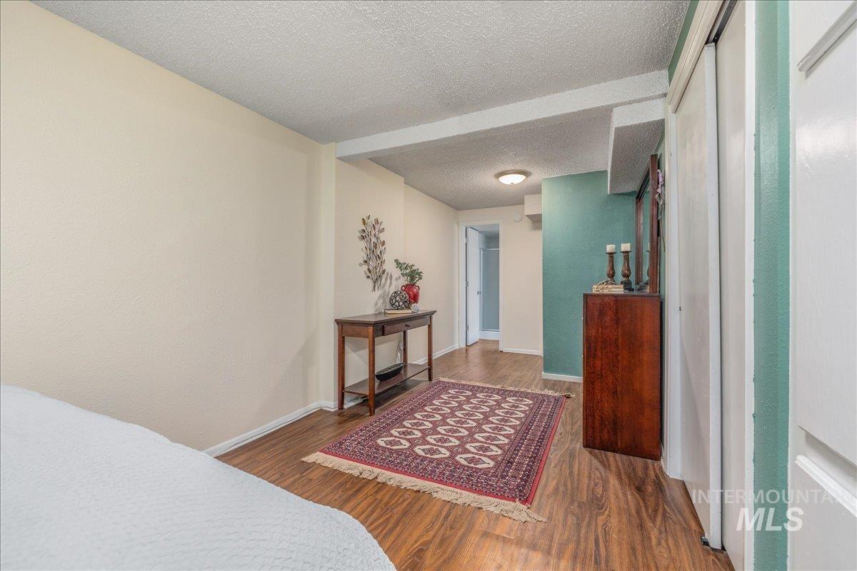 2228 E Roanoke Dr, Boise, Idaho 83712, 3 Bedrooms, 2.5 Bathrooms, Residential Income For Sale, Price $979,999,MLS 98971815