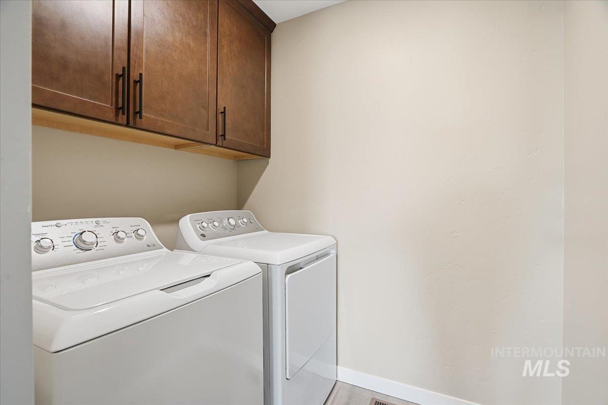 1217 Stirling Meadows Ct, Middleton, Idaho 83644, 4 Bedrooms, 2.5 Bathrooms, Residential For Sale, Price $684,990,MLS 98971818