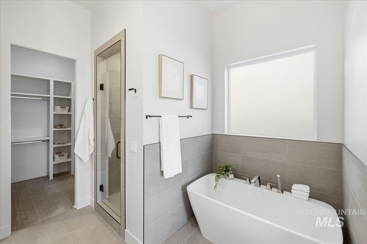 764 E Ashbourne Lane, Eagle, Idaho 83616, 4 Bedrooms, 3.5 Bathrooms, Residential For Sale, Price $1,270,000,MLS 98971822