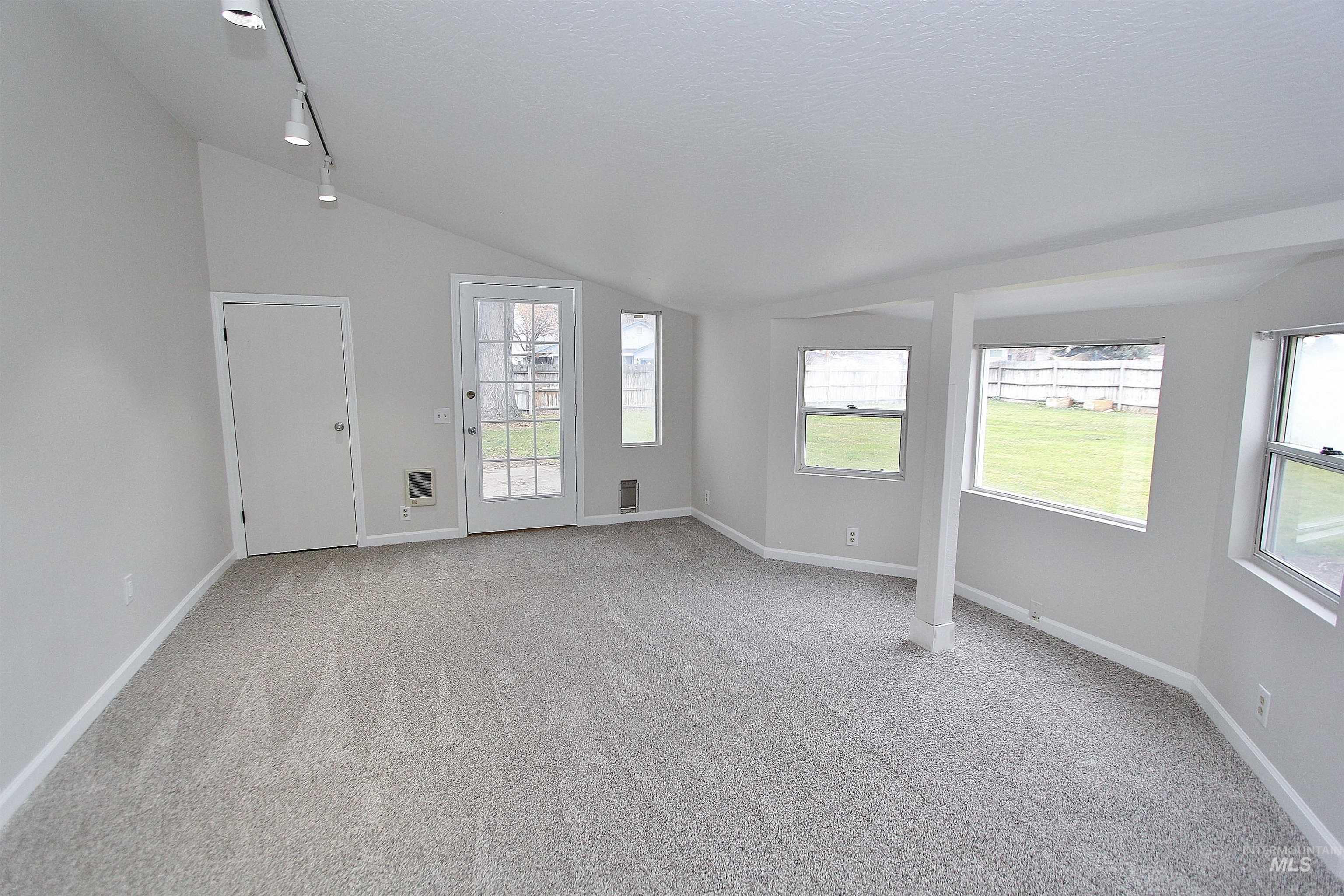 446 Lake Lowell Ave., Nampa, Idaho 83686, 3 Bedrooms, 2 Bathrooms, Residential For Sale, Price $395,000,MLS 98971824