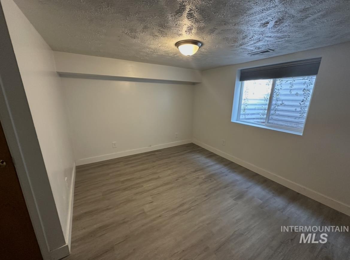 1503 10th Ave., Lewiston, Idaho 83501-3141, 3 Bedrooms, 2.5 Bathrooms, Residential For Sale, Price $389,900,MLS 98971825