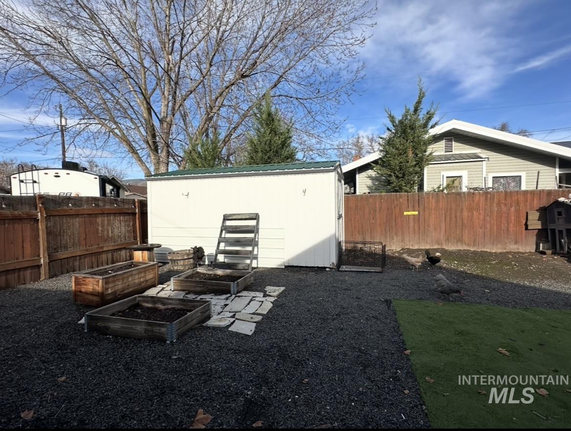 1503 10th Ave., Lewiston, Idaho 83501-3141, 3 Bedrooms, 2.5 Bathrooms, Residential For Sale, Price $389,900,MLS 98971825