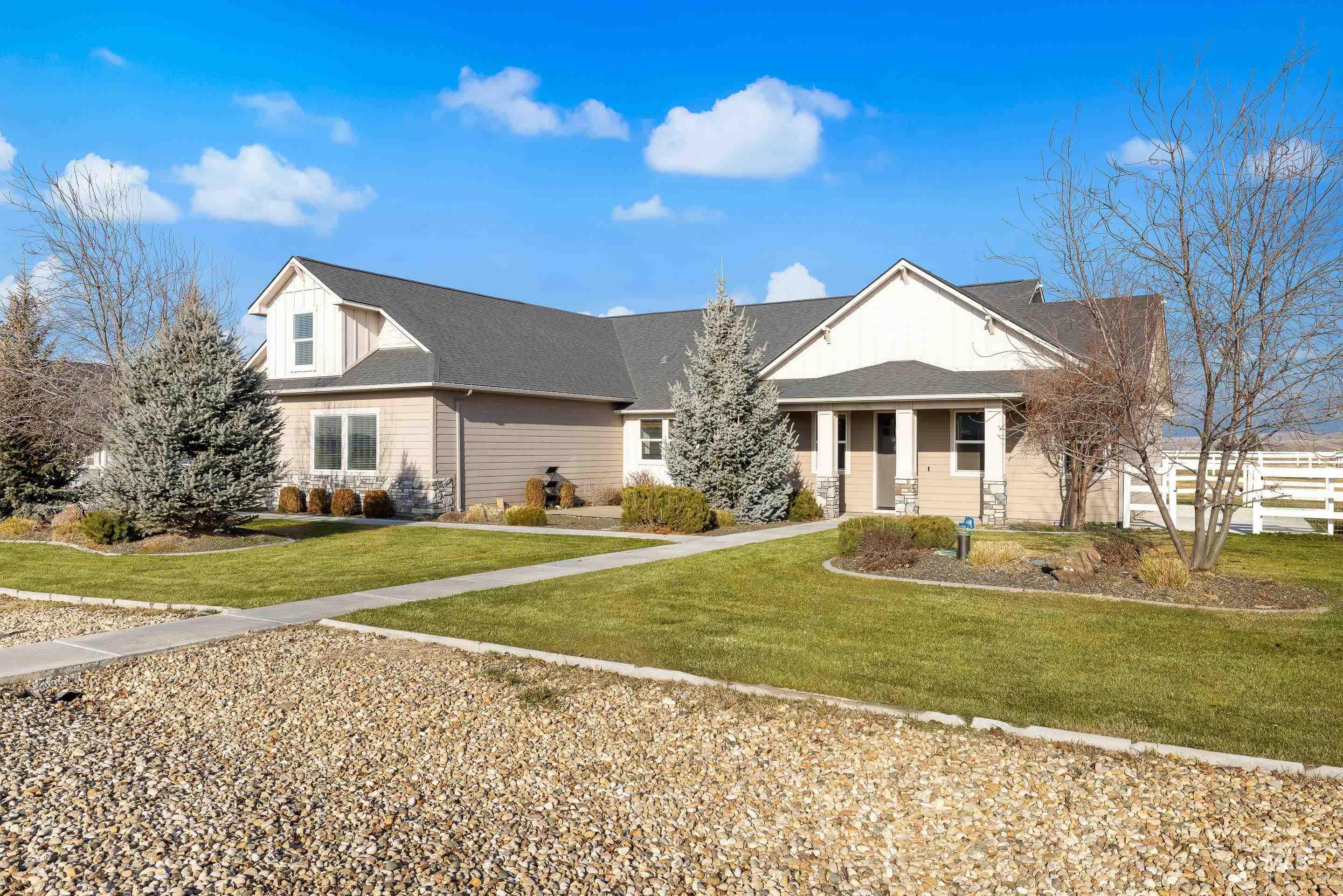 8018 Plumberry Ct, Middleton, Idaho 83644-5736, 4 Bedrooms, 3 Bathrooms, Residential For Sale, Price $1,045,000,MLS 98971826