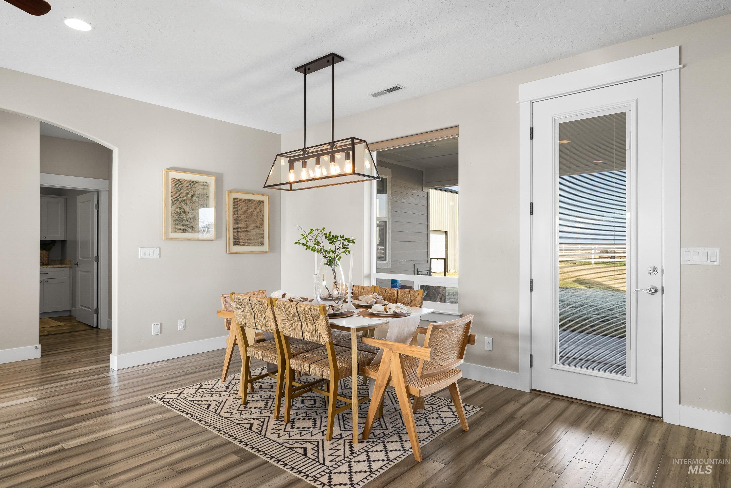 8018 Plumberry Ct, Middleton, Idaho 83644-5736, 4 Bedrooms, 3 Bathrooms, Residential For Sale, Price $1,045,000,MLS 98971826