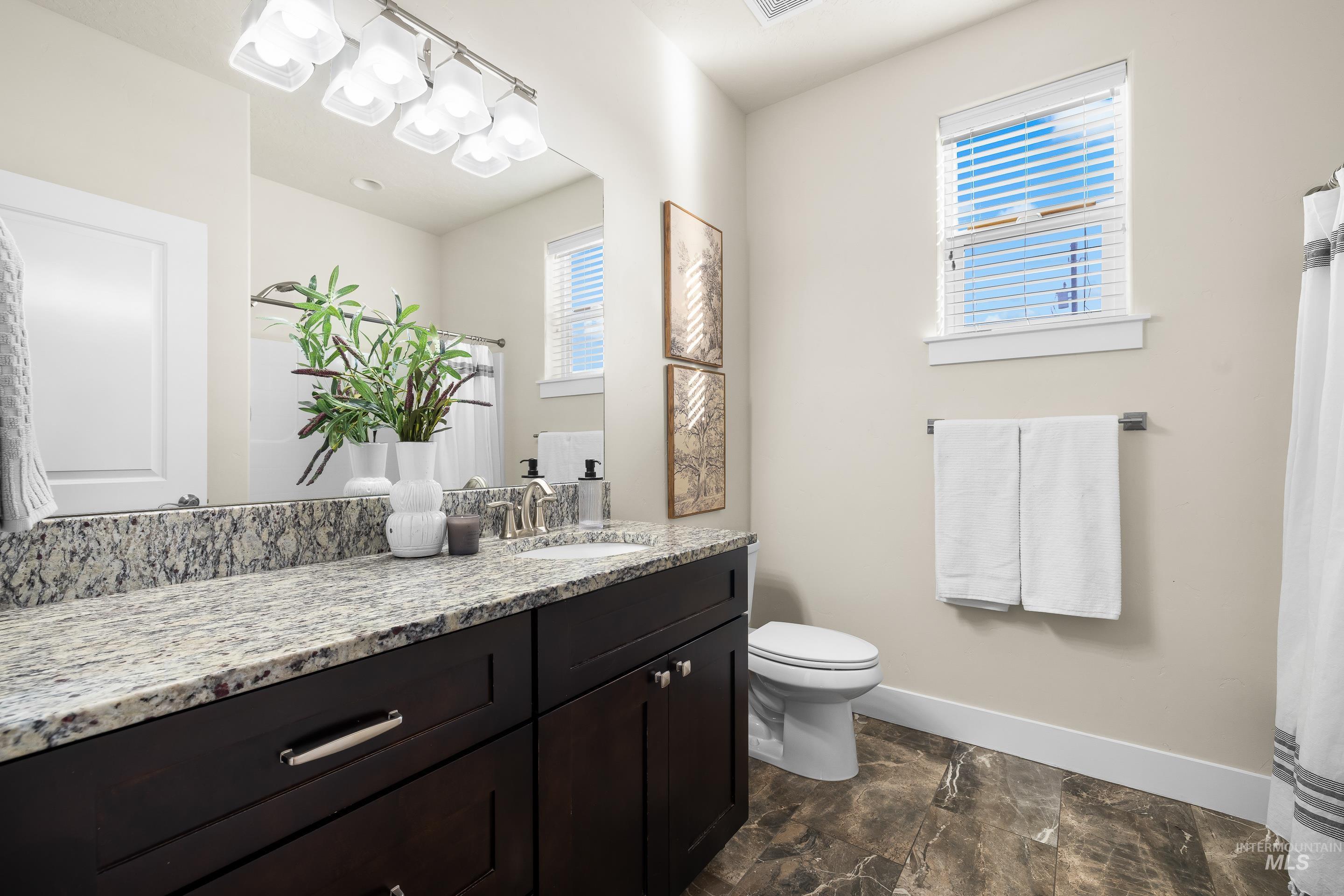 8018 Plumberry Ct, Middleton, Idaho 83644-5736, 4 Bedrooms, 3 Bathrooms, Residential For Sale, Price $1,045,000,MLS 98971826