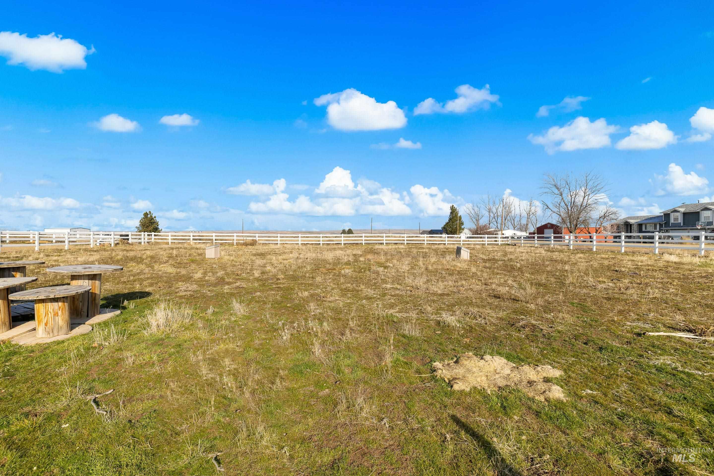 8018 Plumberry Ct, Middleton, Idaho 83644-5736, 4 Bedrooms, 3 Bathrooms, Residential For Sale, Price $1,045,000,MLS 98971826