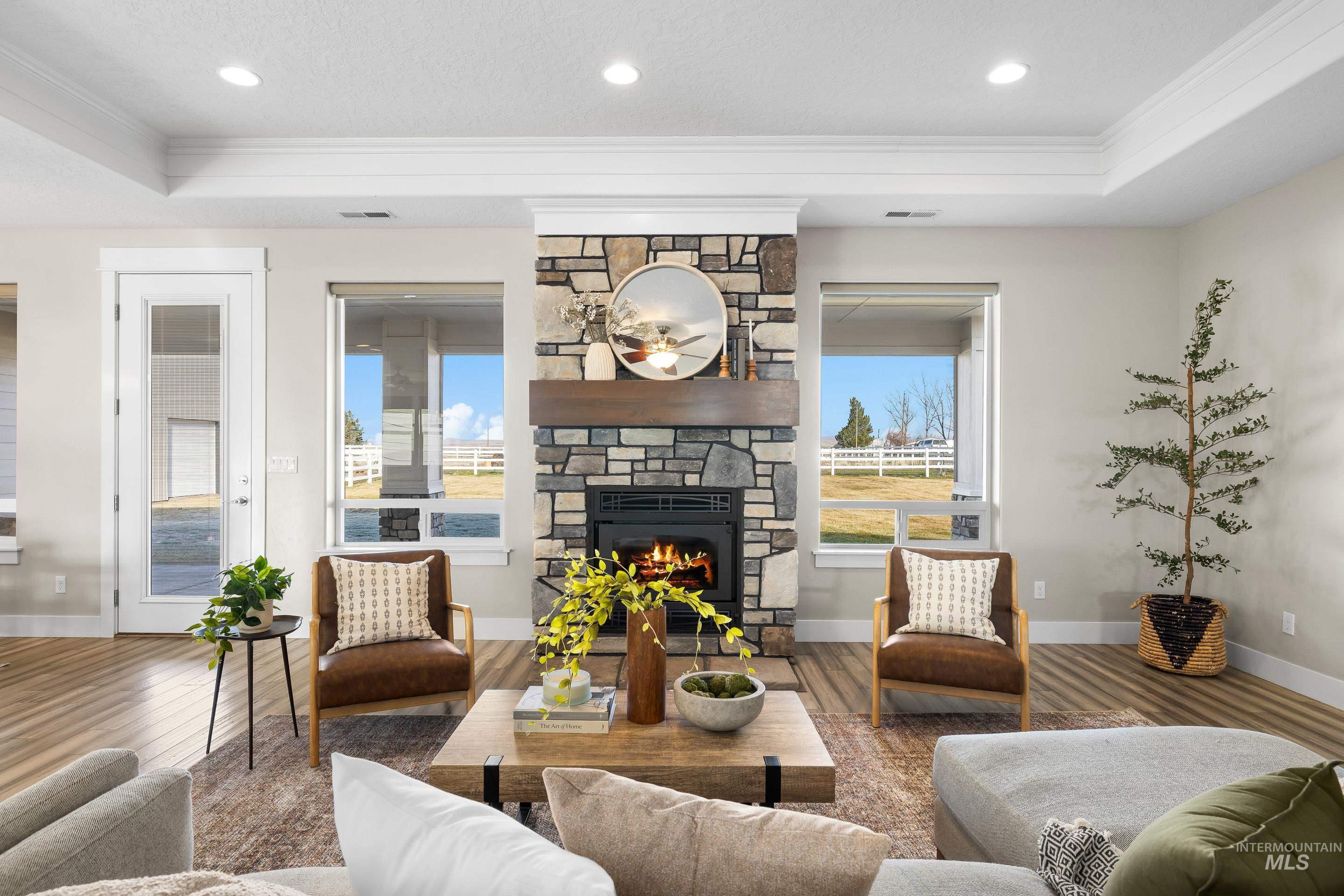 8018 Plumberry Ct, Middleton, Idaho 83644-5736, 4 Bedrooms, 3 Bathrooms, Residential For Sale, Price $1,045,000,MLS 98971826