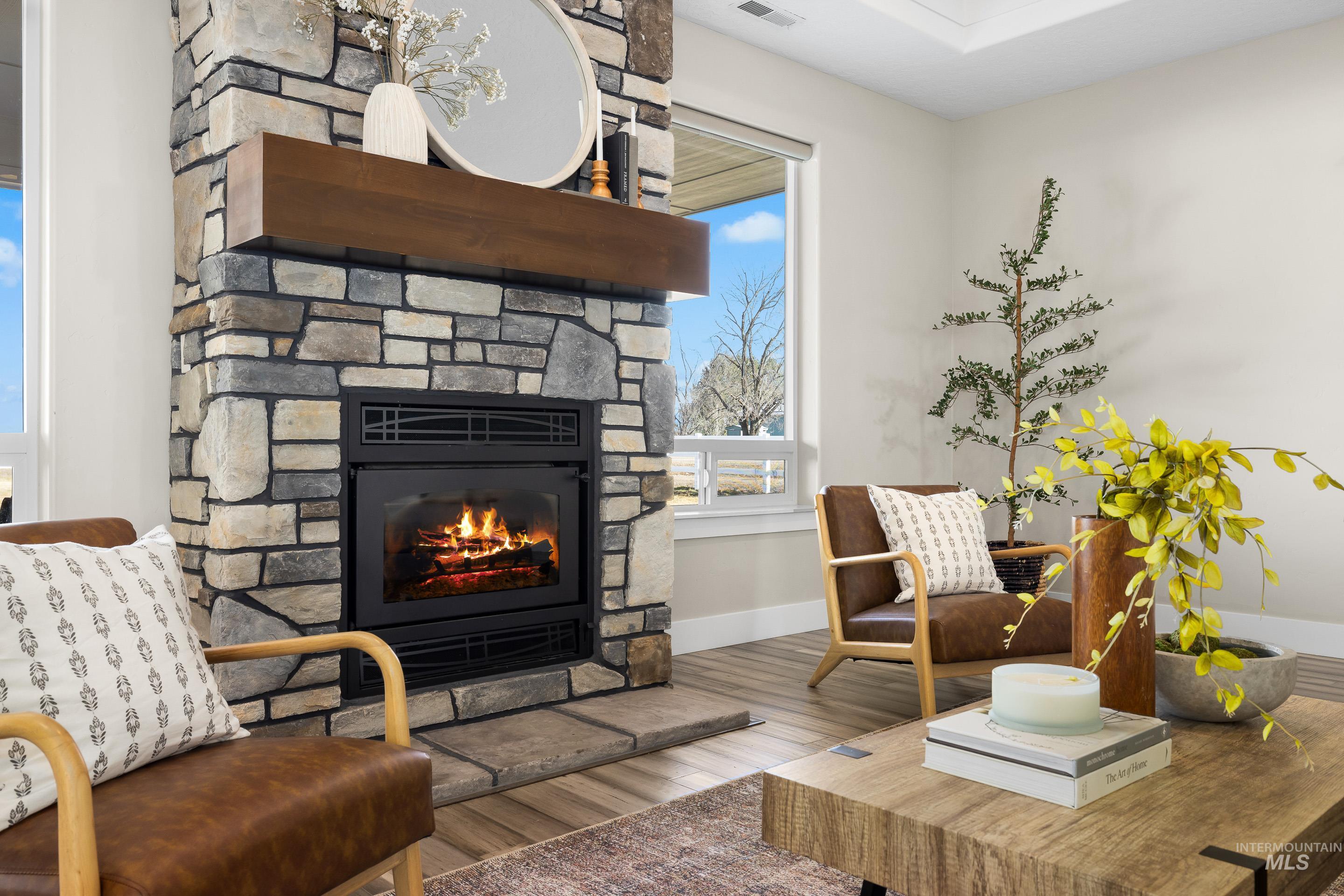 8018 Plumberry Ct, Middleton, Idaho 83644-5736, 4 Bedrooms, 3 Bathrooms, Residential For Sale, Price $1,045,000,MLS 98971826