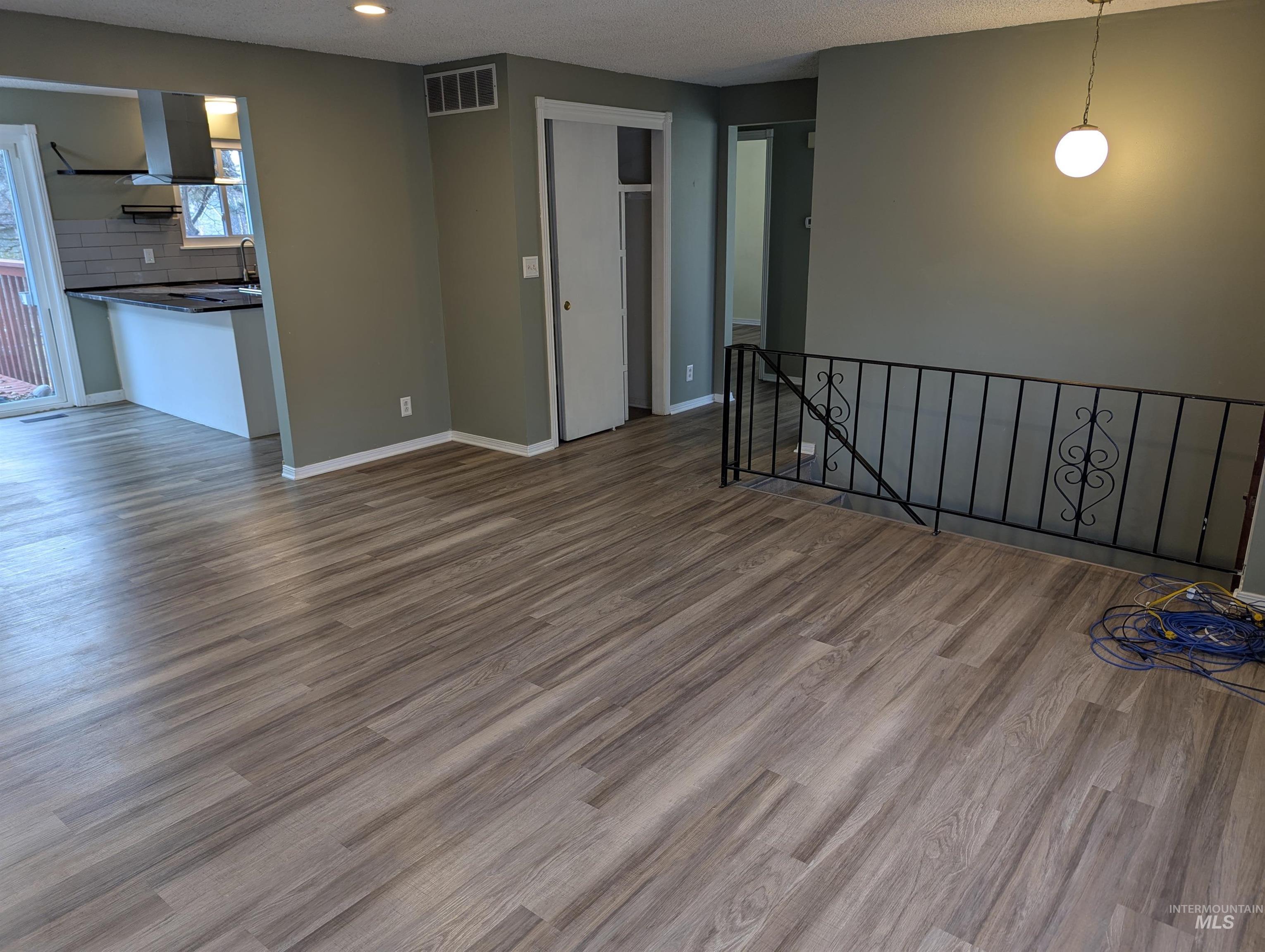 1724 & 1726 W Annett Circle, Boise, Idaho 83705, 2 Bedrooms, 1 Bathroom, Residential Income For Sale, Price $520,000,MLS 98971828