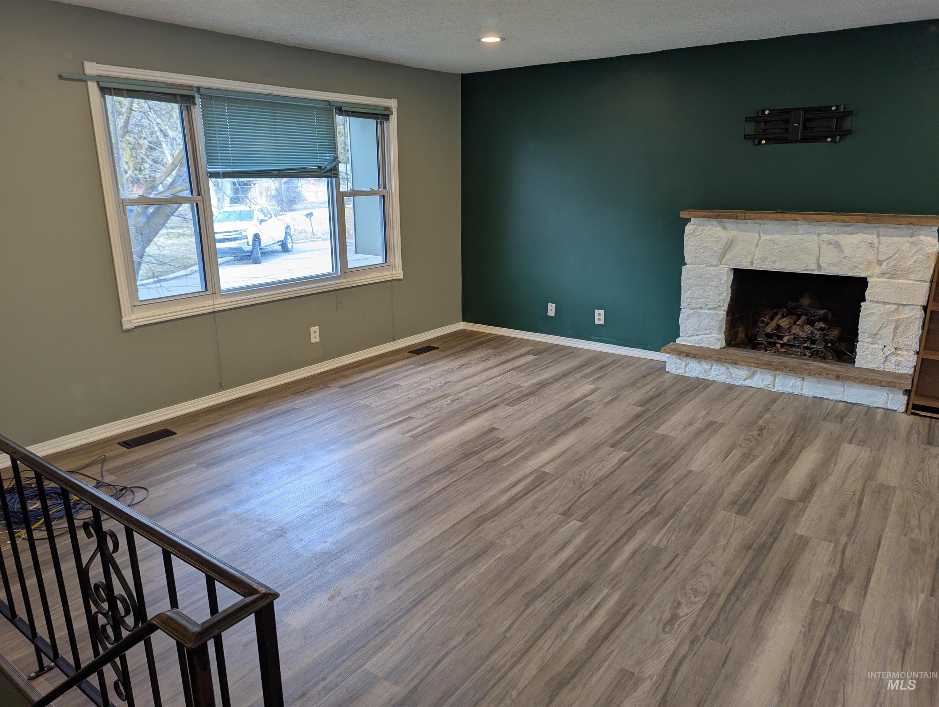 1724 & 1726 W Annett Circle, Boise, Idaho 83705, 2 Bedrooms, 1 Bathroom, Residential Income For Sale, Price $520,000,MLS 98971828