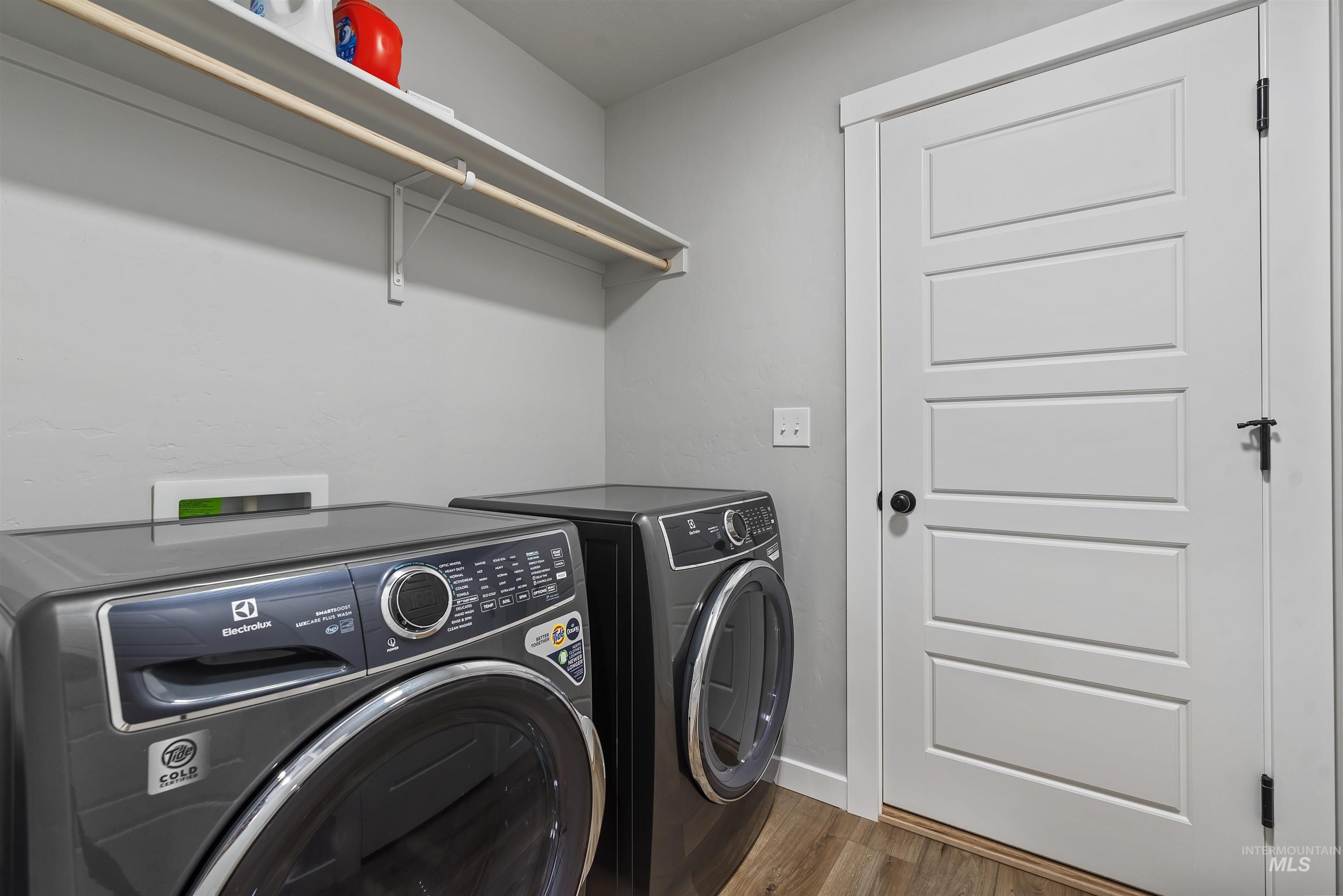 3923 W Tribute St, Meridian, Idaho 83642, 3 Bedrooms, 2 Bathrooms, Residential For Sale, Price $395,000,MLS 98971832