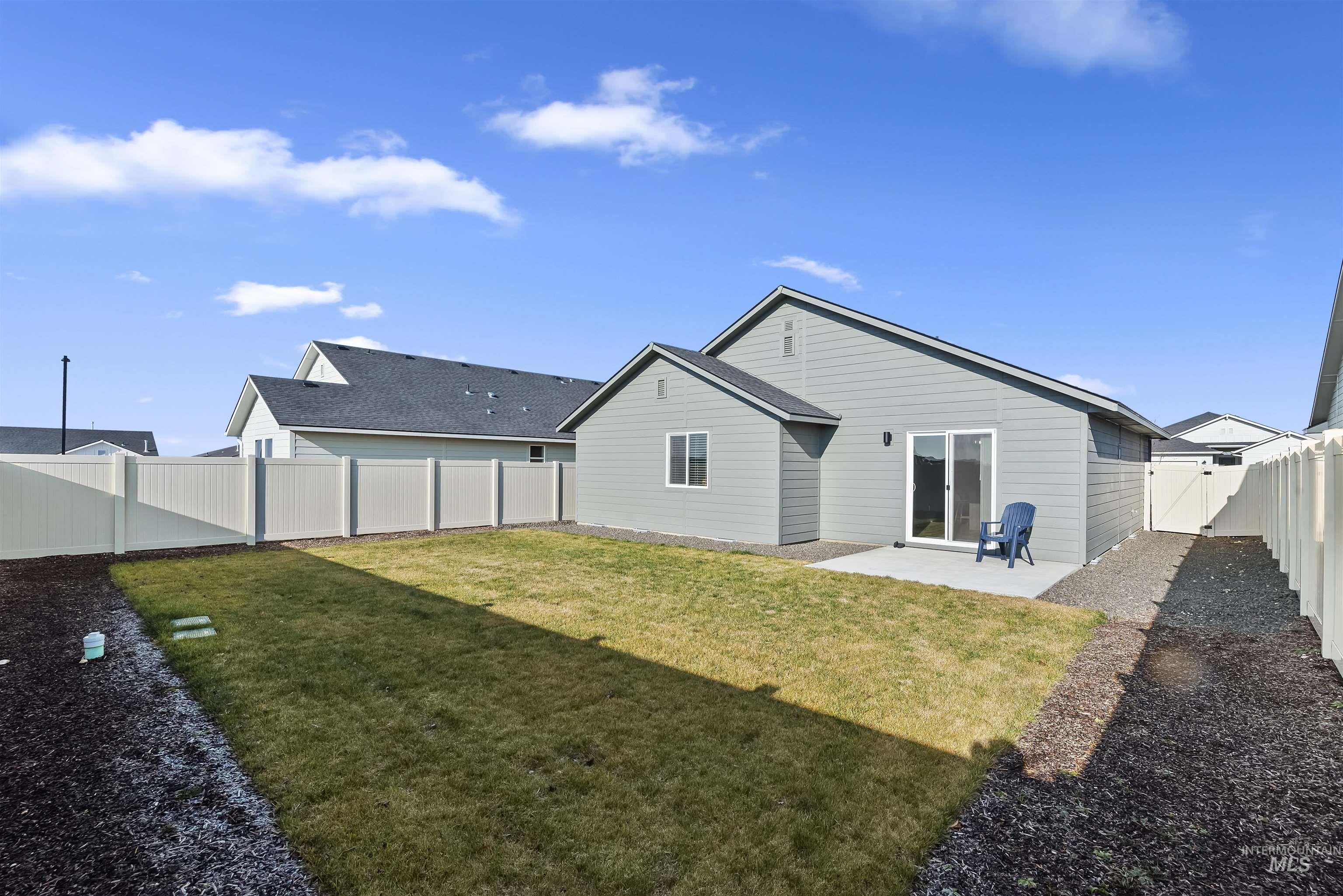 3923 W Tribute St, Meridian, Idaho 83642, 3 Bedrooms, 2 Bathrooms, Residential For Sale, Price $395,000,MLS 98971832