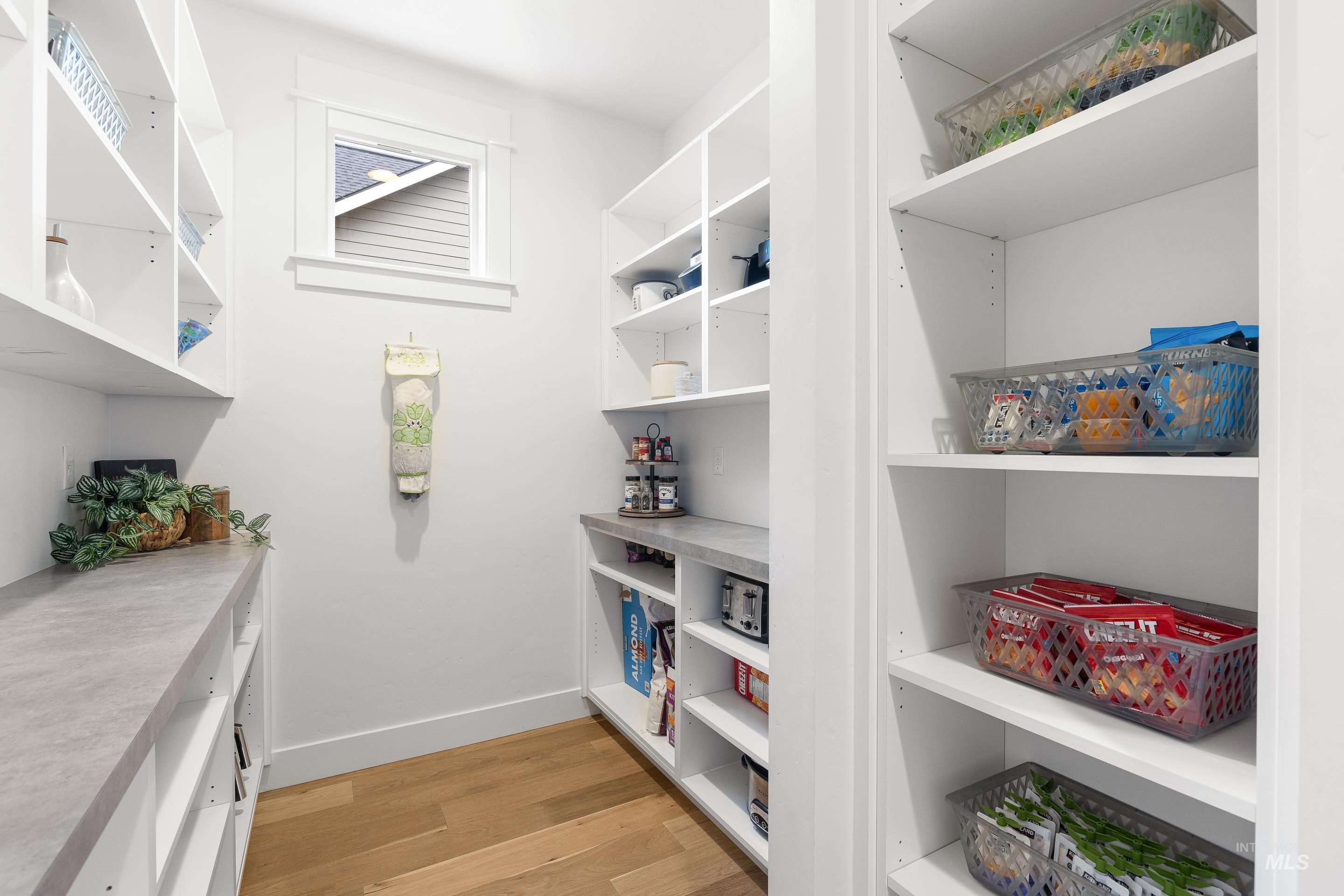 3272 W Miners Farm, Boise, Idaho 83714, 5 Bedrooms, 4.5 Bathrooms, Residential For Sale, Price $1,090,000,MLS 98971836