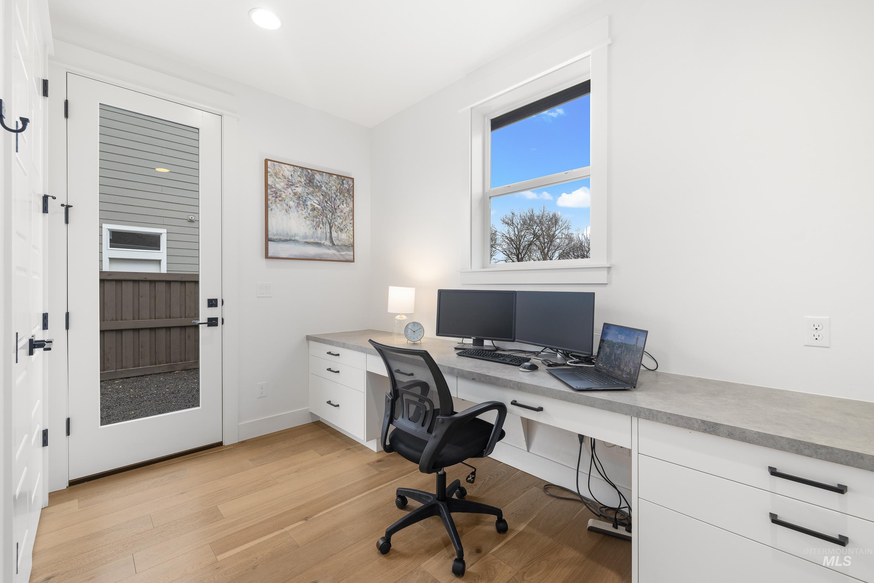 3272 W Miners Farm, Boise, Idaho 83714, 5 Bedrooms, 4.5 Bathrooms, Residential For Sale, Price $1,090,000,MLS 98971836