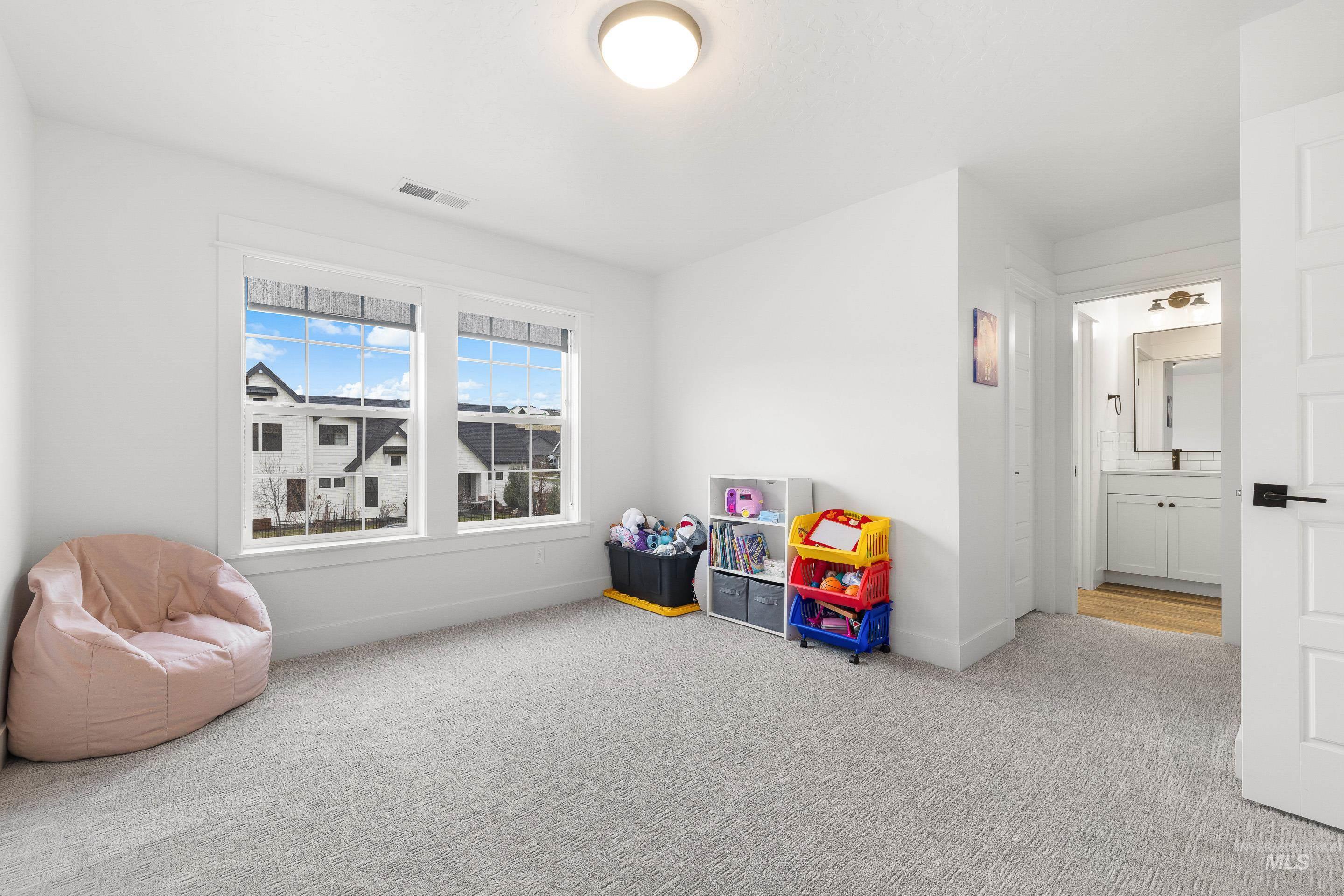 3272 W Miners Farm, Boise, Idaho 83714, 5 Bedrooms, 4.5 Bathrooms, Residential For Sale, Price $1,090,000,MLS 98971836