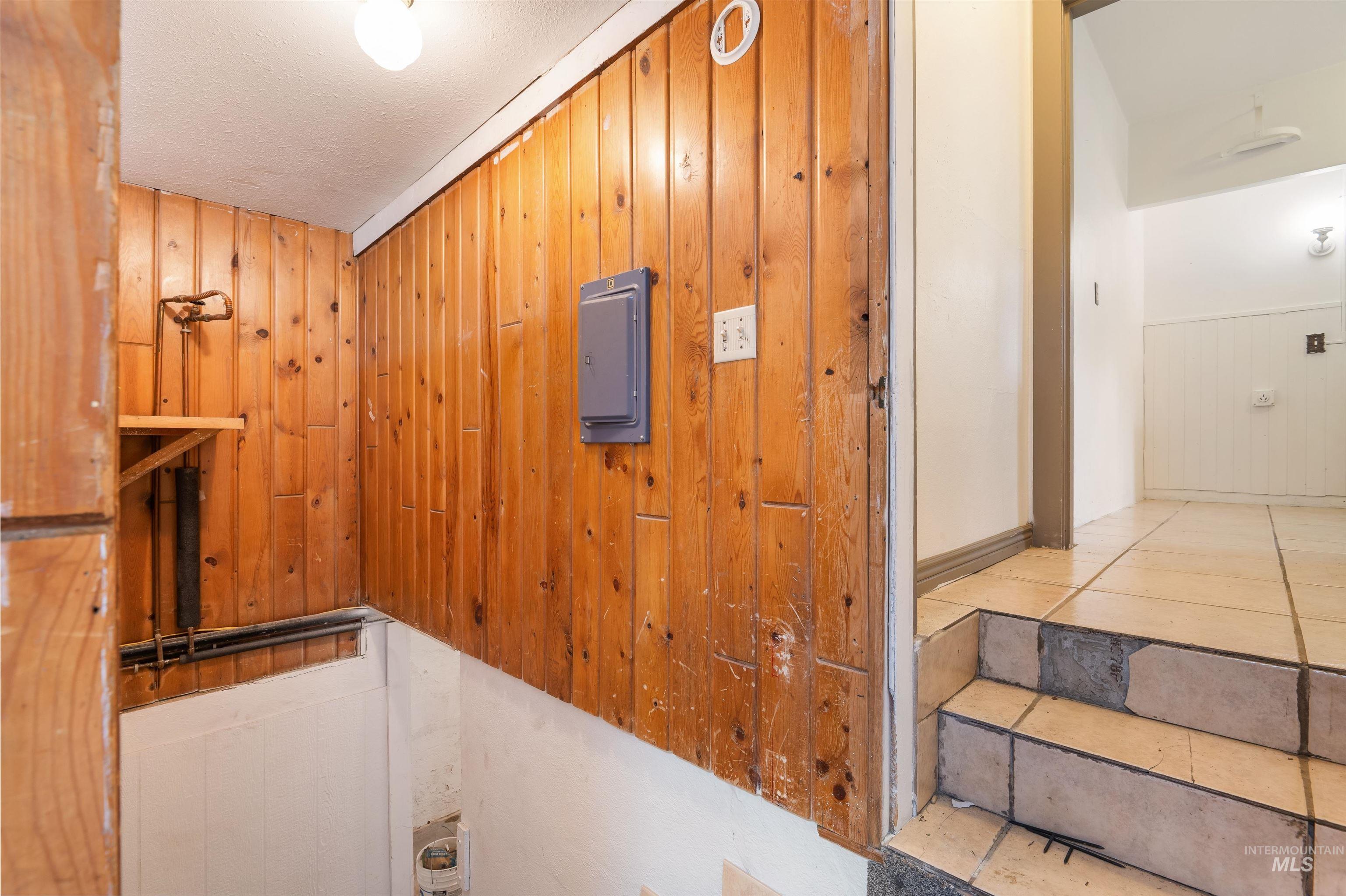 191 SW 5th Avenue, Ontario, Oregon 97914, 3 Bedrooms, 1.5 Bathrooms, Residential For Sale, Price $335,000,MLS 98971837