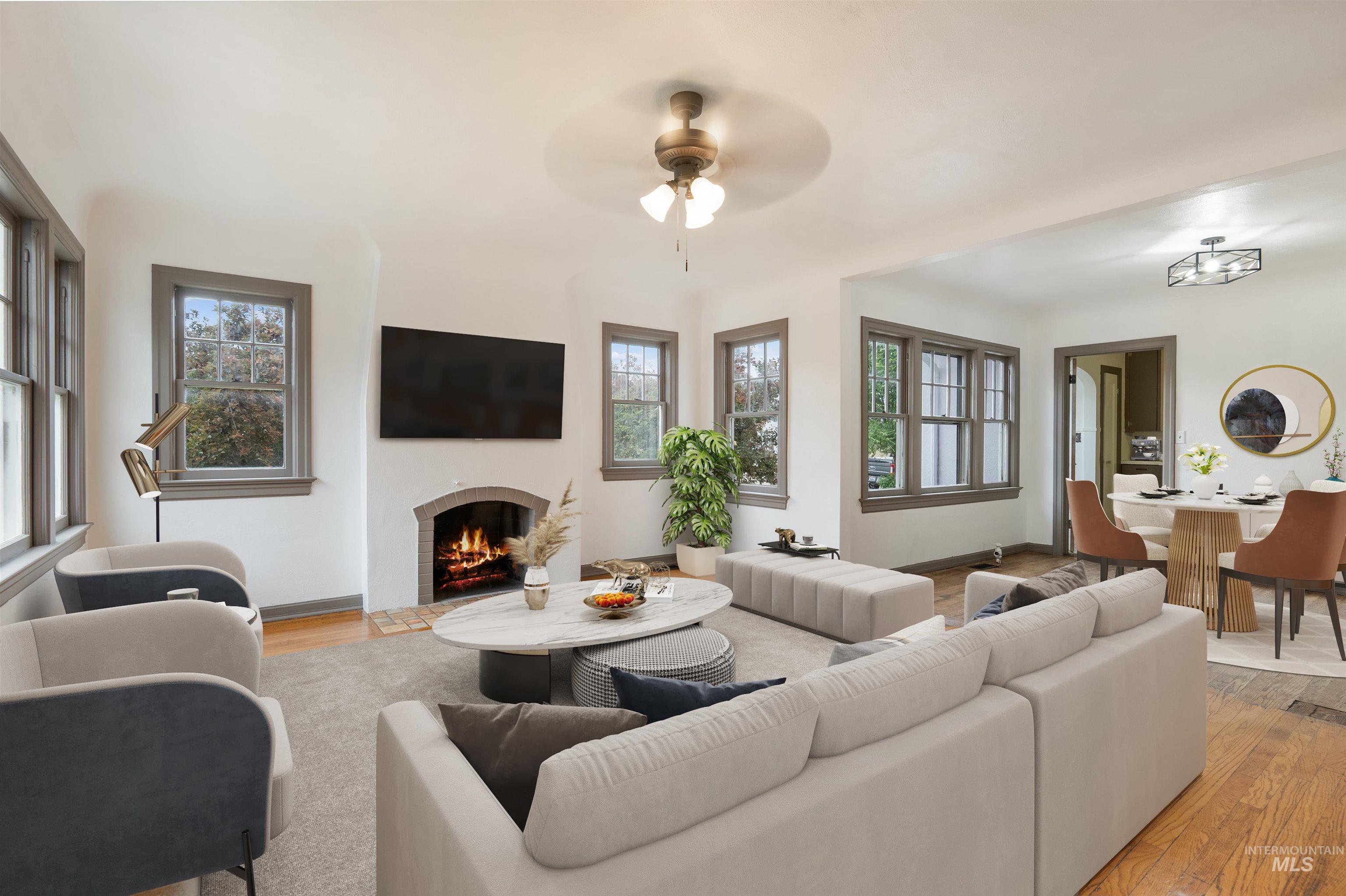 191 SW 5th Avenue, Ontario, Oregon 97914, 3 Bedrooms, 1.5 Bathrooms, Residential For Sale, Price $335,000,MLS 98971837