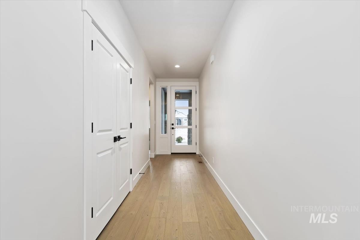 10869 W Barnbougle ln, Kuna, Idaho 83634-0000, 4 Bedrooms, 2 Bathrooms, Residential For Sale, Price $624,880,MLS 98971838