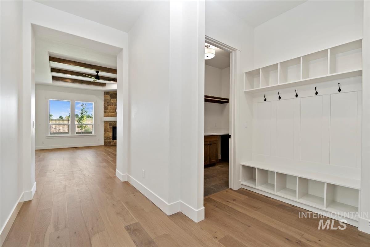 10869 W Barnbougle ln, Kuna, Idaho 83634-0000, 3 Bedrooms, 2 Bathrooms, Residential For Sale, Price $624,880,MLS 98971838