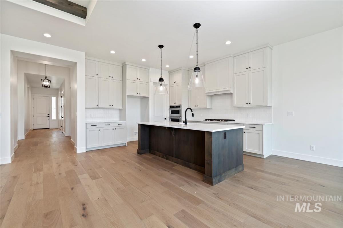 10869 W Barnbougle ln, Kuna, Idaho 83634-0000, 3 Bedrooms, 2 Bathrooms, Residential For Sale, Price $624,880,MLS 98971838