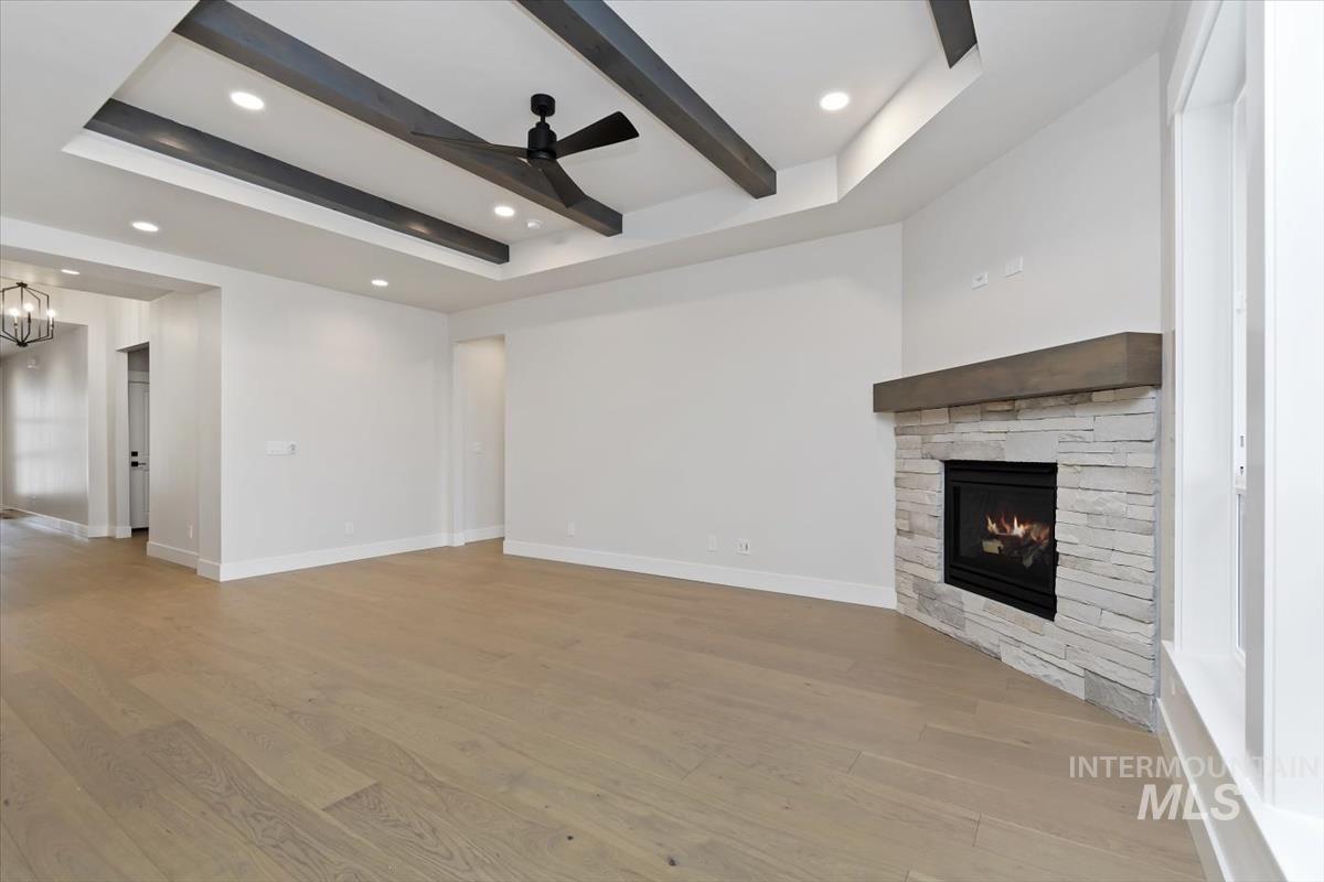 10869 W Barnbougle ln, Kuna, Idaho 83634-0000, 3 Bedrooms, 2 Bathrooms, Residential For Sale, Price $624,880,MLS 98971838