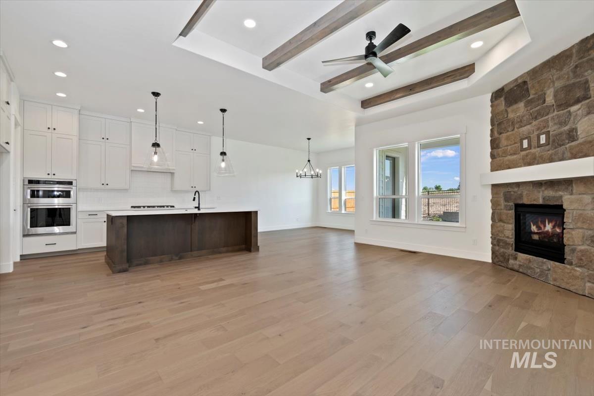 10869 W Barnbougle ln, Kuna, Idaho 83634-0000, 3 Bedrooms, 2 Bathrooms, Residential For Sale, Price $624,880,MLS 98971838