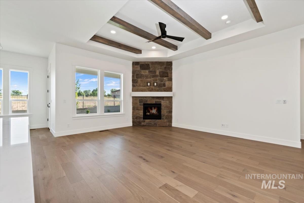 10869 W Barnbougle ln, Kuna, Idaho 83634-0000, 3 Bedrooms, 2 Bathrooms, Residential For Sale, Price $624,880,MLS 98971838