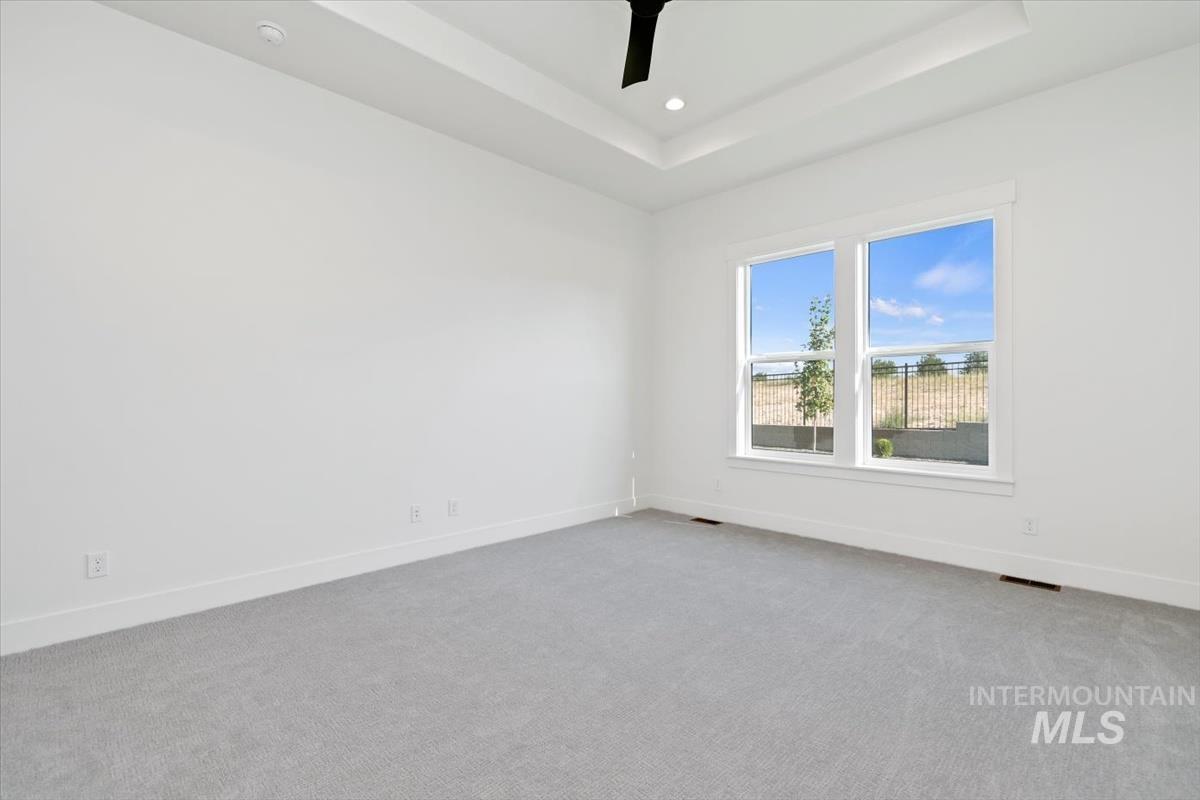 10869 W Barnbougle ln, Kuna, Idaho 83634-0000, 3 Bedrooms, 2 Bathrooms, Residential For Sale, Price $624,880,MLS 98971838