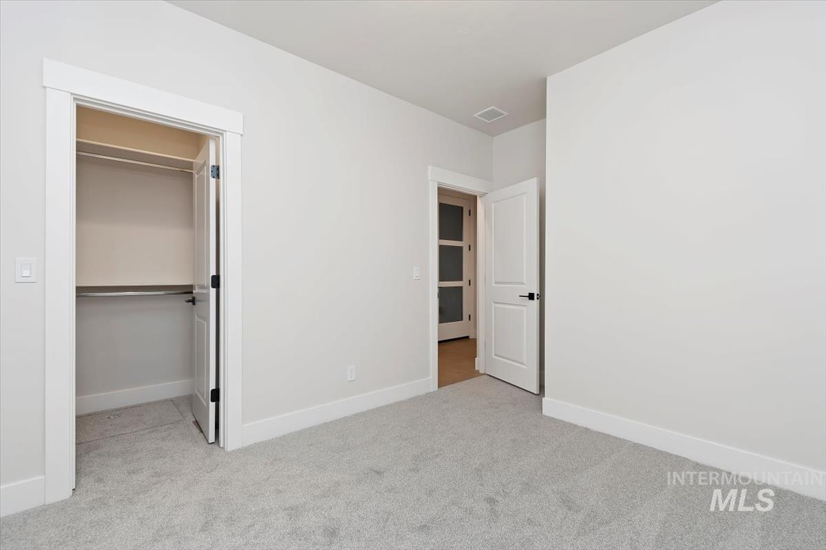 10869 W Barnbougle ln, Kuna, Idaho 83634-0000, 3 Bedrooms, 2 Bathrooms, Residential For Sale, Price $624,880,MLS 98971838