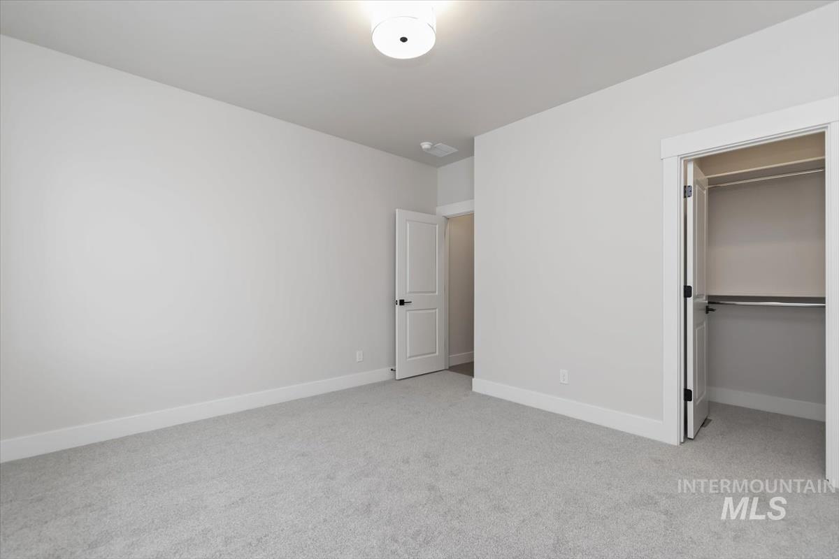 10869 W Barnbougle ln, Kuna, Idaho 83634-0000, 3 Bedrooms, 2 Bathrooms, Residential For Sale, Price $624,880,MLS 98971838