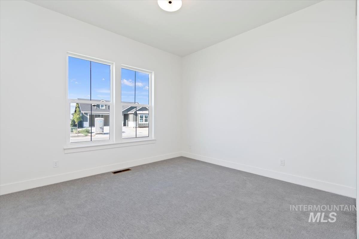 10869 W Barnbougle ln, Kuna, Idaho 83634-0000, 3 Bedrooms, 2 Bathrooms, Residential For Sale, Price $624,880,MLS 98971838