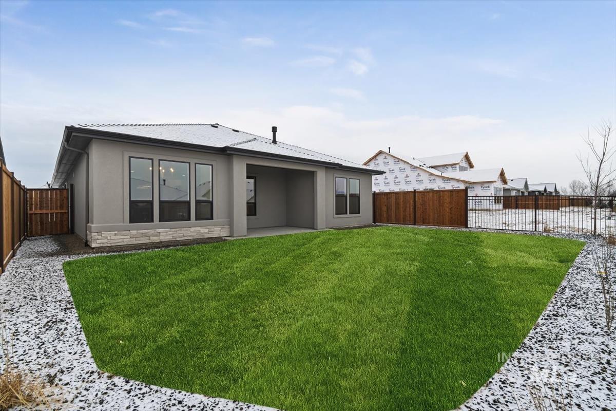 10869 W Barnbougle ln, Kuna, Idaho 83634-0000, 4 Bedrooms, 2 Bathrooms, Residential For Sale, Price $624,880,MLS 98971838