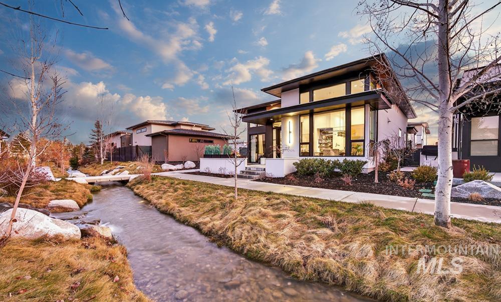 2142 E Granite Cove Ln, Eagle, Idaho 83616, 3 Bedrooms, 2 Bathrooms, Residential For Sale, Price $948,000,MLS 98971842