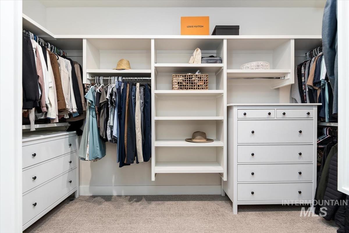 2500 N Annadale Ave, Eagle, Idaho 83616-2315, 4 Bedrooms, 3.5 Bathrooms, Residential For Sale, Price $1,149,000,MLS 98971848