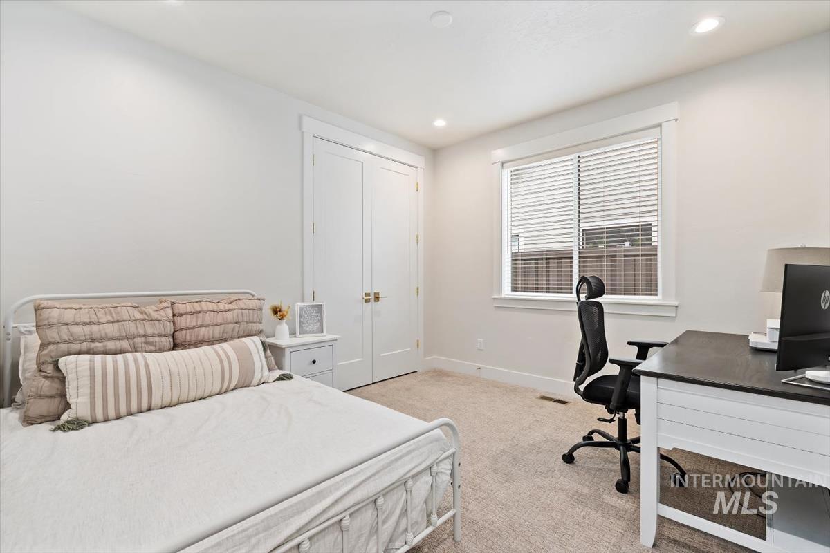 2500 N Annadale Ave, Eagle, Idaho 83616-2315, 4 Bedrooms, 3.5 Bathrooms, Residential For Sale, Price $1,149,000,MLS 98971848