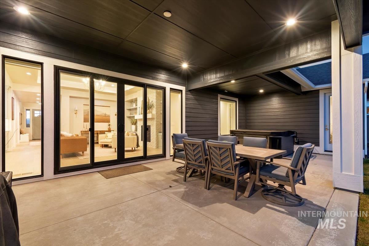 2500 N Annadale Ave, Eagle, Idaho 83616-2315, 4 Bedrooms, 3.5 Bathrooms, Residential For Sale, Price $1,149,000,MLS 98971848