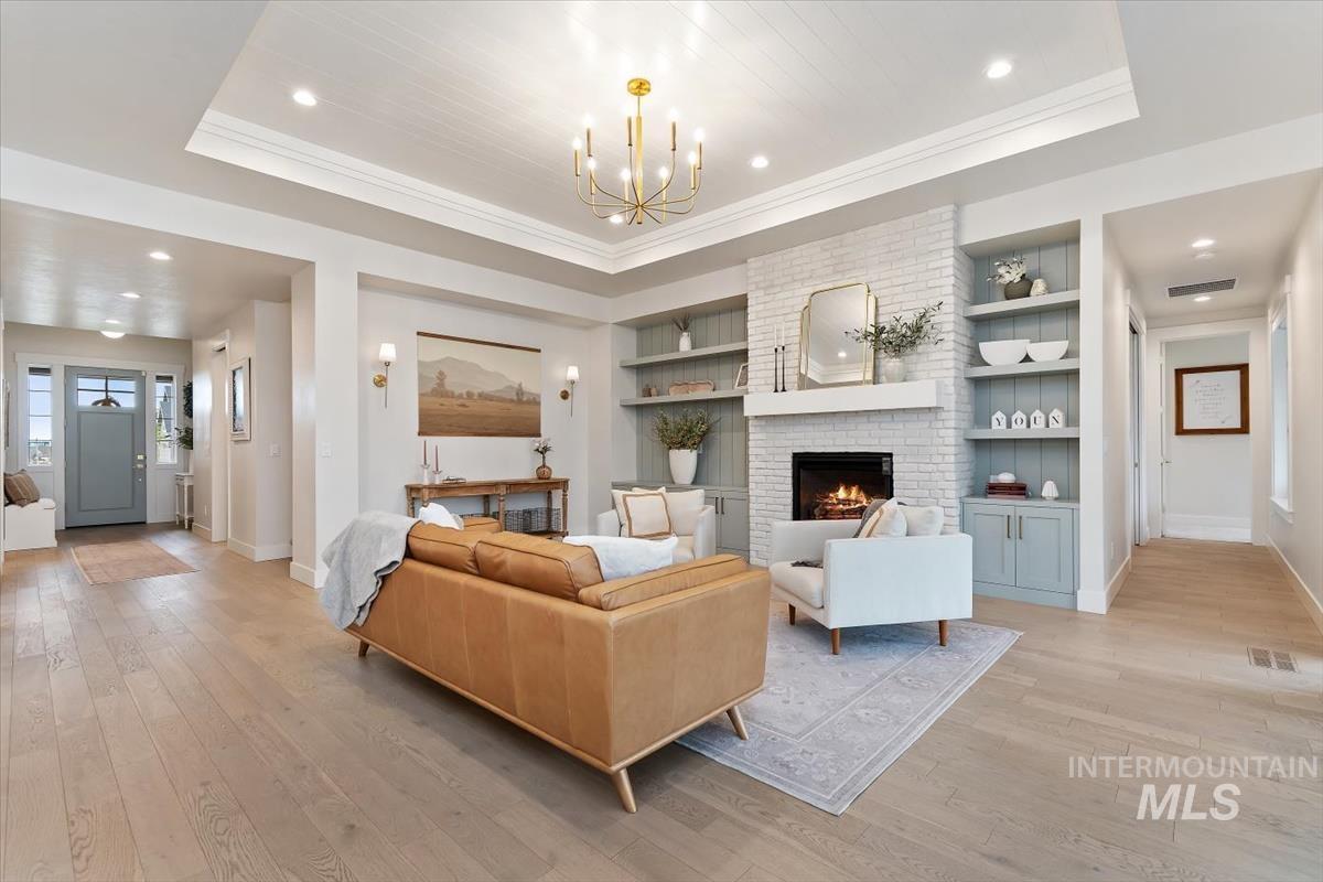 2500 N Annadale Ave, Eagle, Idaho 83616-2315, 4 Bedrooms, 3.5 Bathrooms, Residential For Sale, Price $1,149,000,MLS 98971848