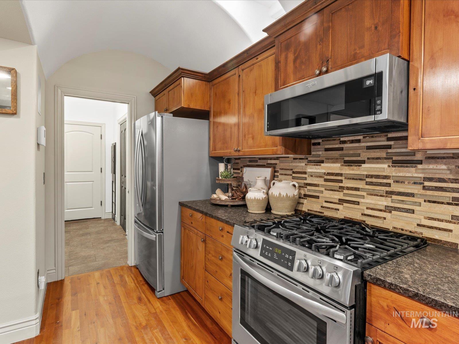 76 S Grandean Way, Eagle, Idaho 83616, 3 Bedrooms, 2.5 Bathrooms, Residential For Sale, Price $579,900,MLS 98971849