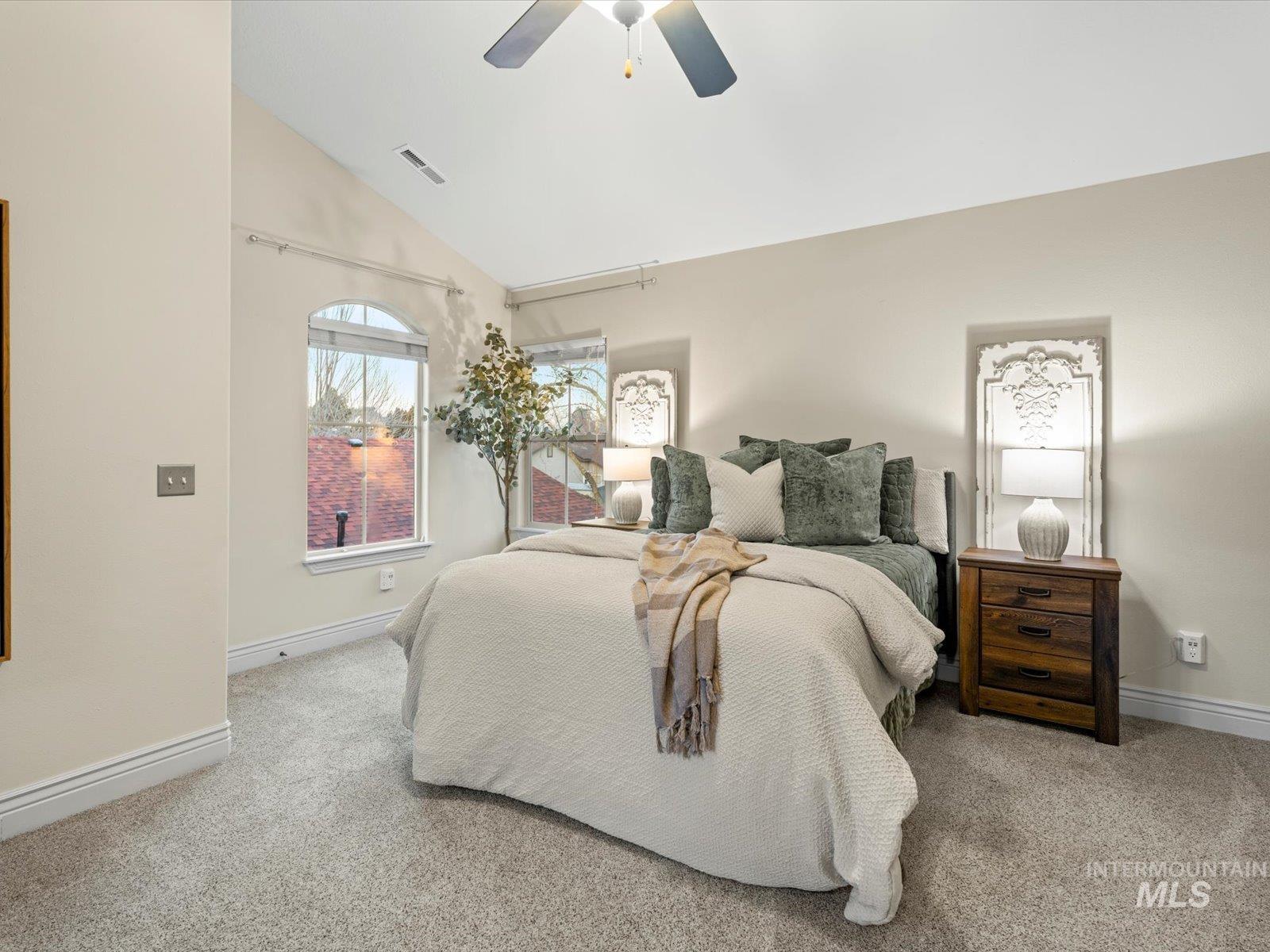 76 S Grandean Way, Eagle, Idaho 83616, 3 Bedrooms, 2.5 Bathrooms, Residential For Sale, Price $579,900,MLS 98971849