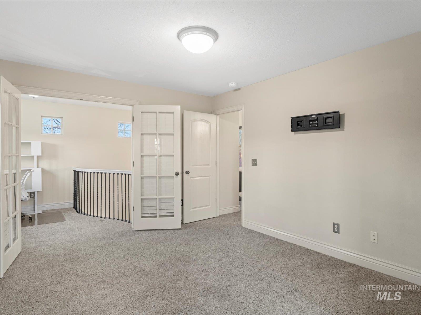 76 S Grandean Way, Eagle, Idaho 83616, 3 Bedrooms, 2.5 Bathrooms, Residential For Sale, Price $579,900,MLS 98971849