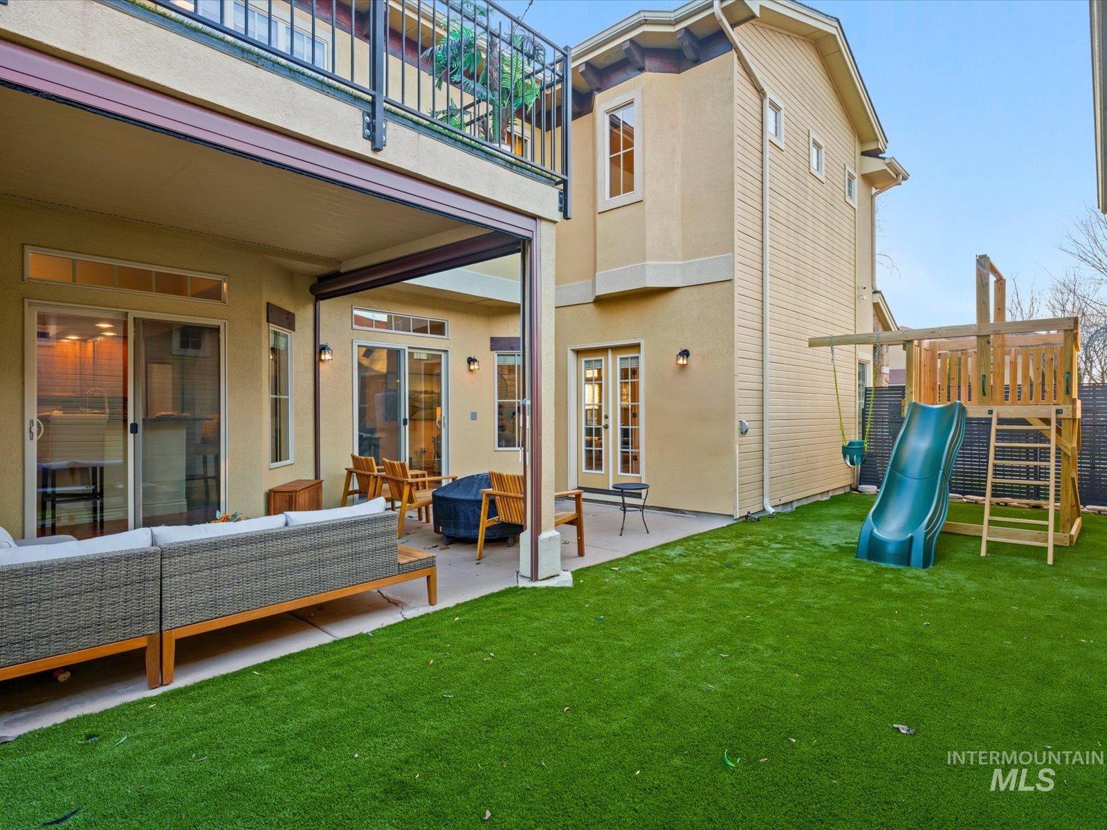 76 S Grandean Way, Eagle, Idaho 83616, 3 Bedrooms, 2.5 Bathrooms, Residential For Sale, Price $579,900,MLS 98971849