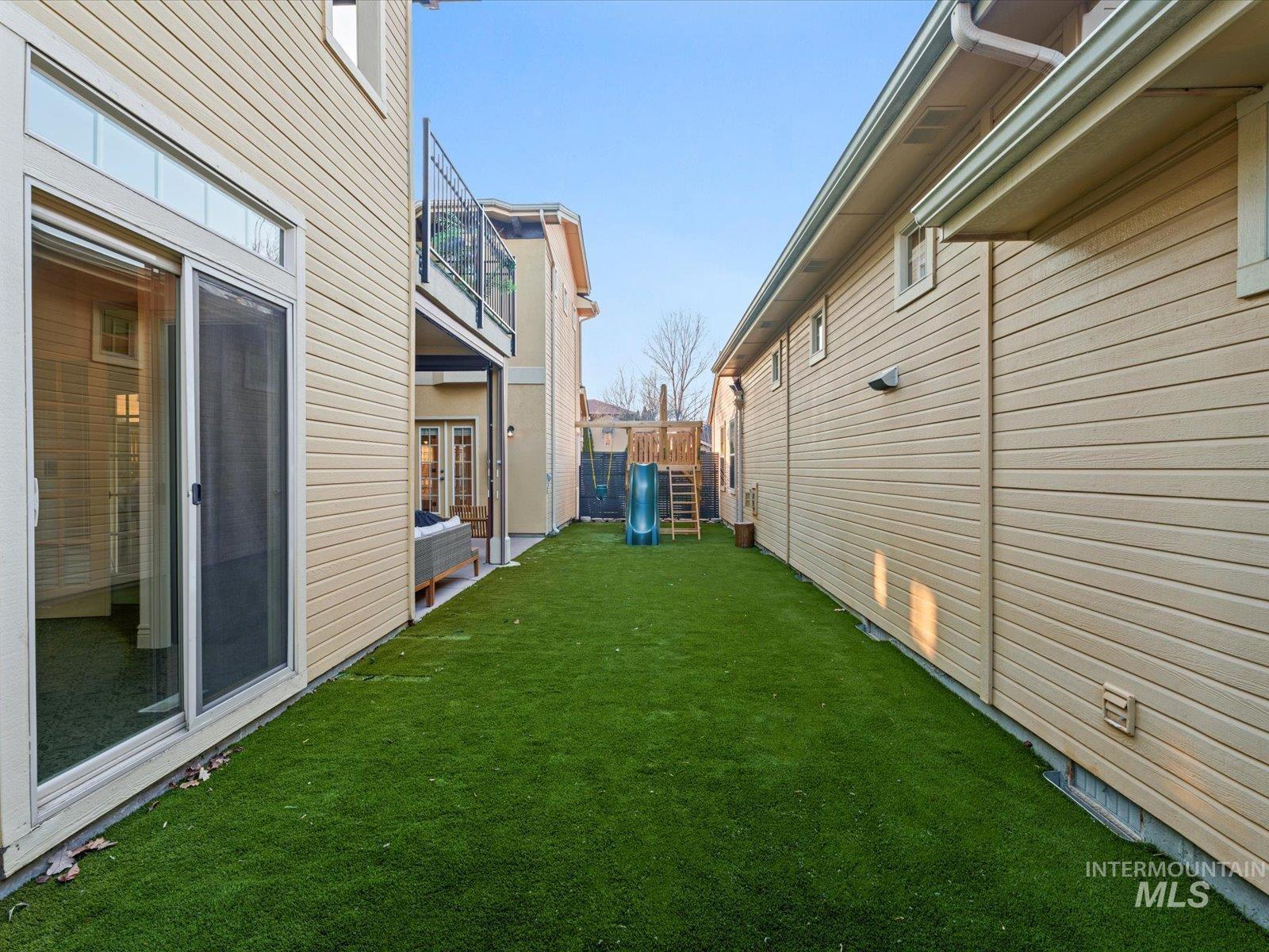 76 S Grandean Way, Eagle, Idaho 83616, 3 Bedrooms, 2.5 Bathrooms, Residential For Sale, Price $579,900,MLS 98971849