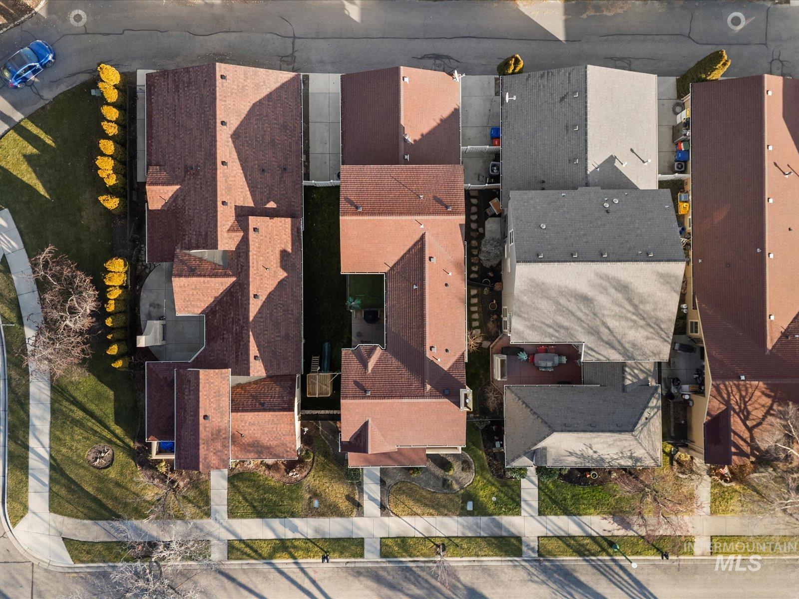 76 S Grandean Way, Eagle, Idaho 83616, 3 Bedrooms, 2.5 Bathrooms, Residential For Sale, Price $579,900,MLS 98971849