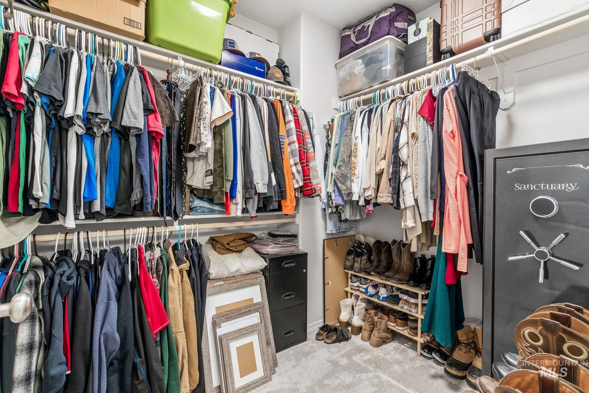 14627 Gresham, Caldwell, Idaho 83607, 3 Bedrooms, 2 Bathrooms, Residential For Sale, Price $395,000,MLS 98971850