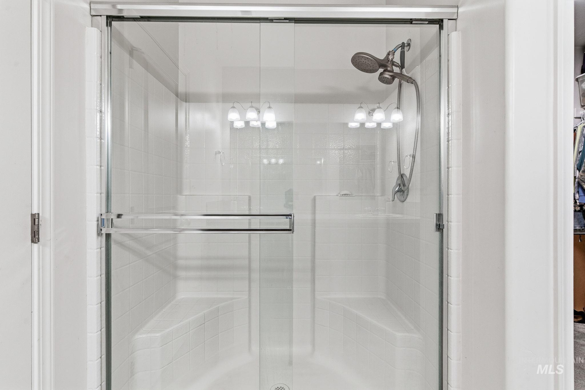 14627 Gresham, Caldwell, Idaho 83607, 3 Bedrooms, 2 Bathrooms, Residential For Sale, Price $395,000,MLS 98971850