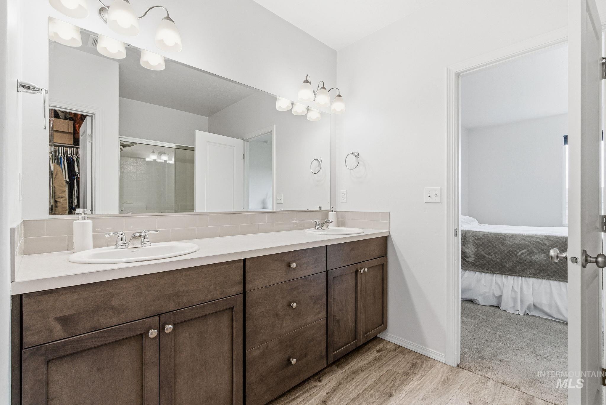 14627 Gresham, Caldwell, Idaho 83607, 3 Bedrooms, 2 Bathrooms, Residential For Sale, Price $395,000,MLS 98971850