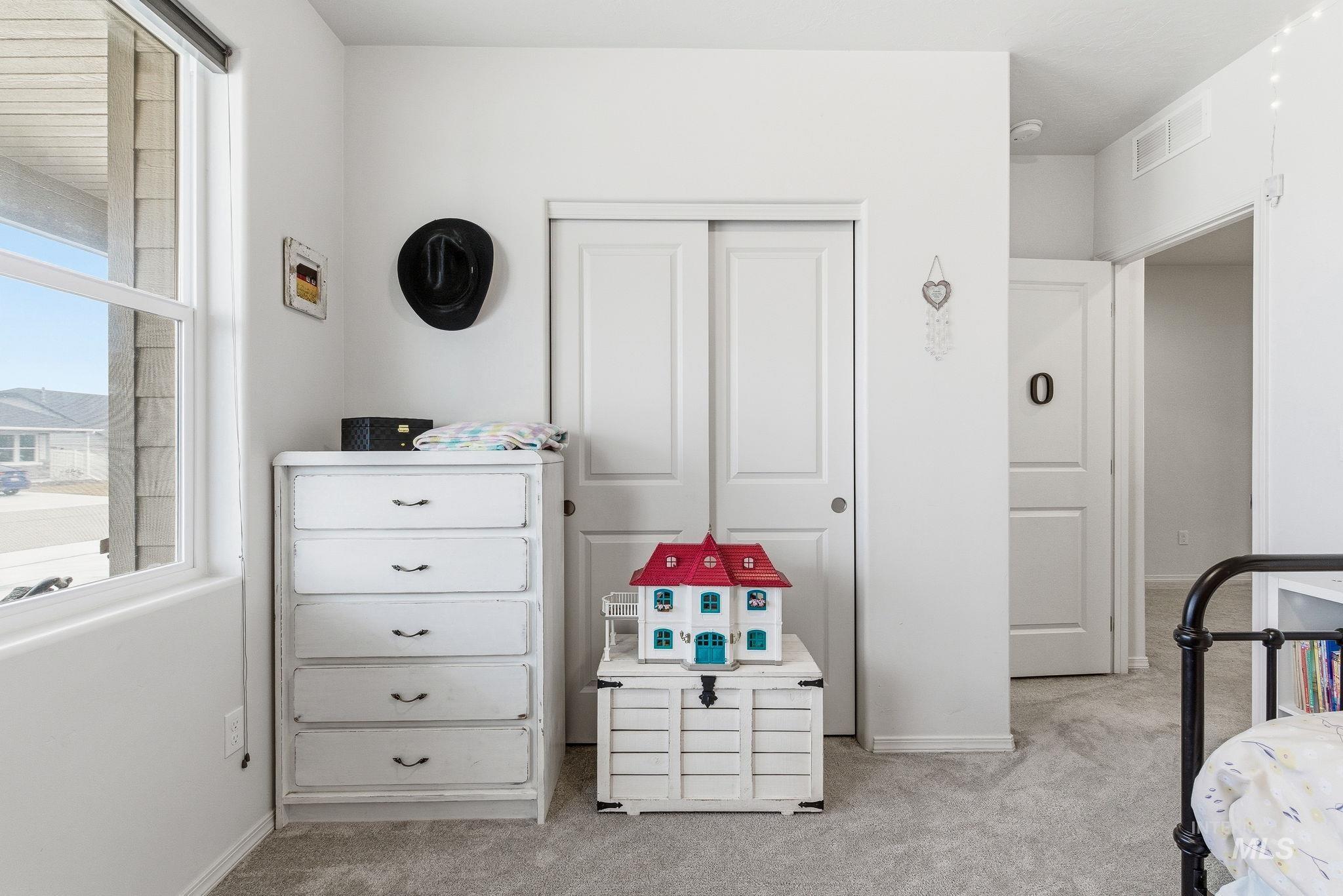 14627 Gresham, Caldwell, Idaho 83607, 3 Bedrooms, 2 Bathrooms, Residential For Sale, Price $395,000,MLS 98971850