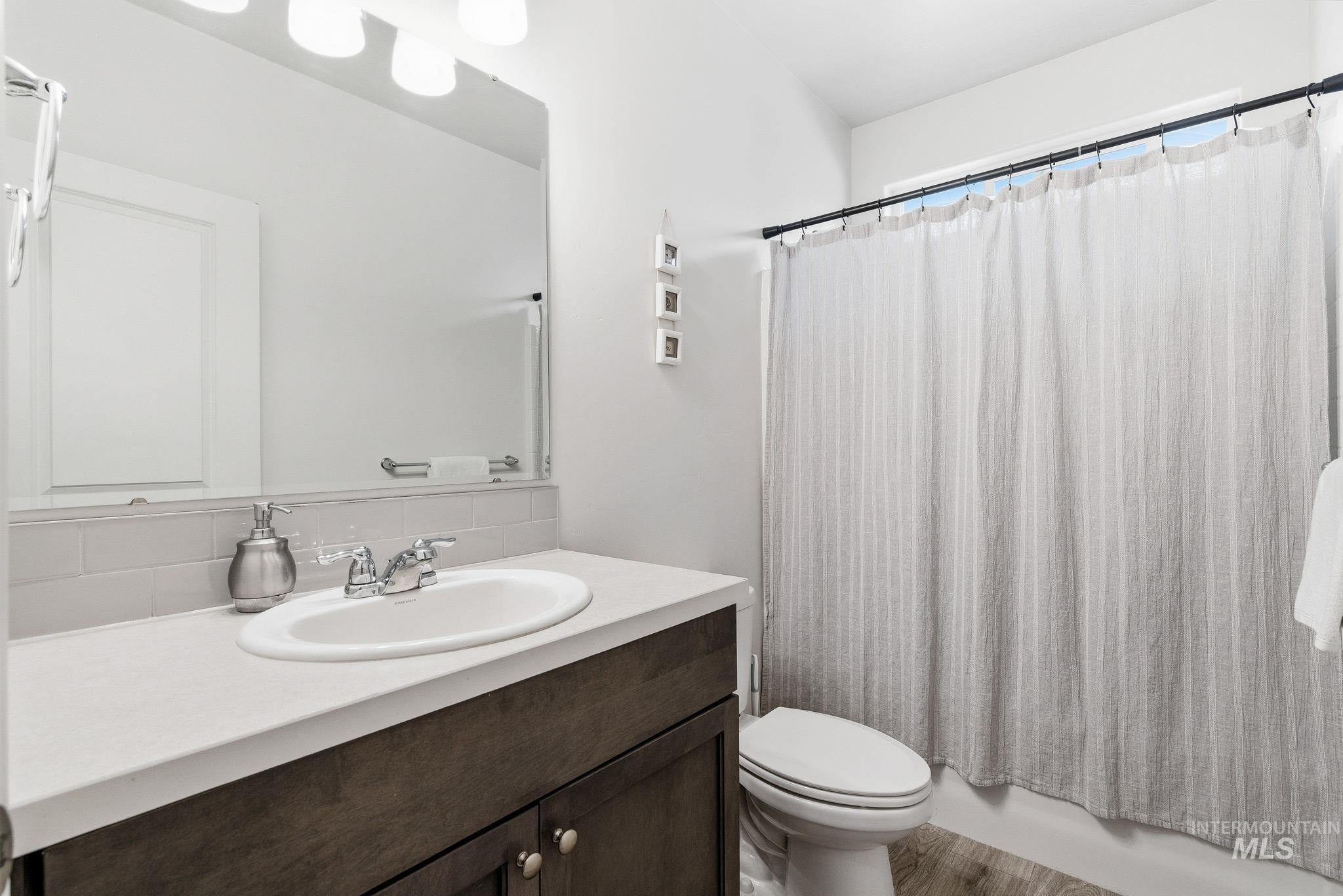 14627 Gresham, Caldwell, Idaho 83607, 3 Bedrooms, 2 Bathrooms, Residential For Sale, Price $395,000,MLS 98971850