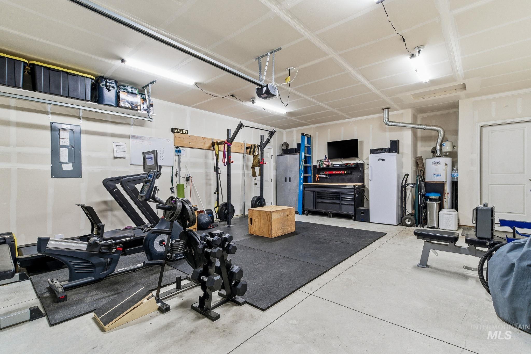 14627 Gresham, Caldwell, Idaho 83607, 3 Bedrooms, 2 Bathrooms, Residential For Sale, Price $395,000,MLS 98971850